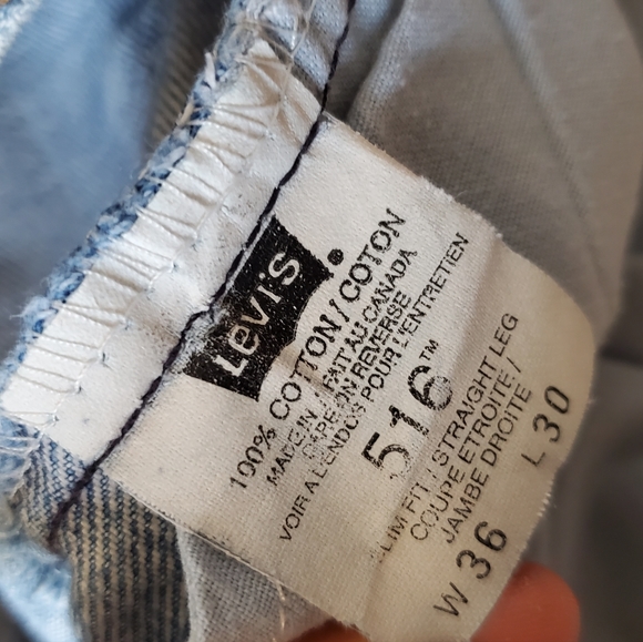 Vintage Levis 516 jeans Made in Canada, High waist blue wash 36/30 - Picture 8 of 9